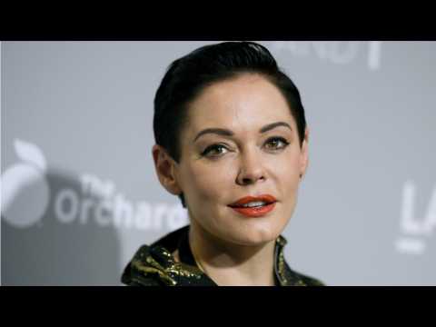 VIDEO : Rose McGowan Calls Out Silent Protest At The Golden Globes
