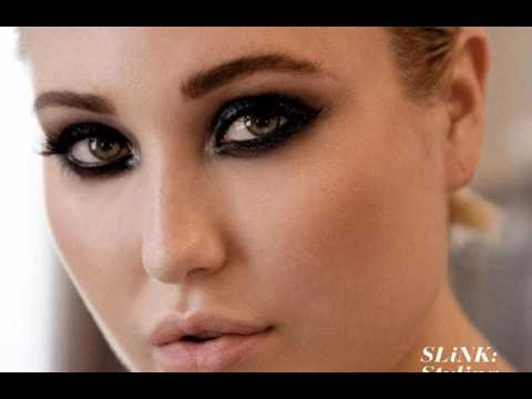 VIDEO : Hayley Hasselhoff feels empowered in lingerie