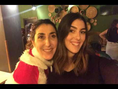 VIDEO : La hija de Paz Padilla vuelve a casa por Navidad