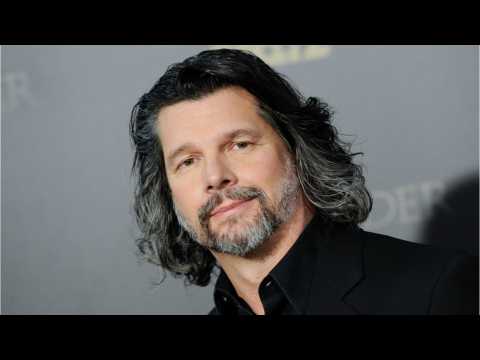 VIDEO : Apple Teaming With Screenwriter Ronald D. Moore New Space Inspired Show