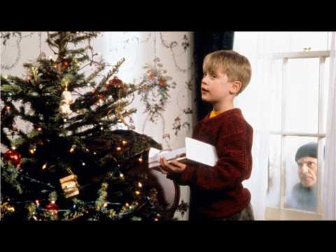 VIDEO : Top-Earning Christmas Movies Of All Time