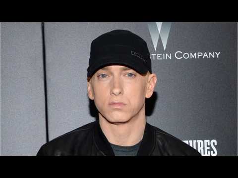 VIDEO : Eminem Recounts Near-Death Overdose In New Song