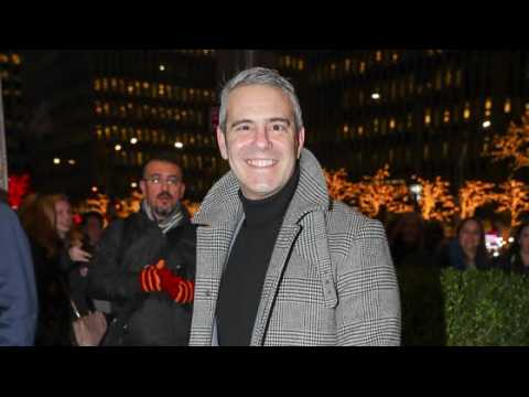 VIDEO : Andy Cohen keeps being removed from dating apps