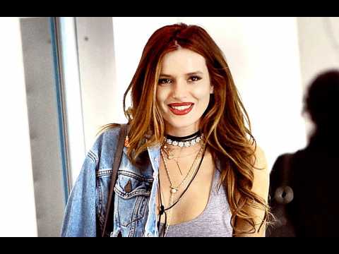 VIDEO : Bella Thorne bought house with social media money
