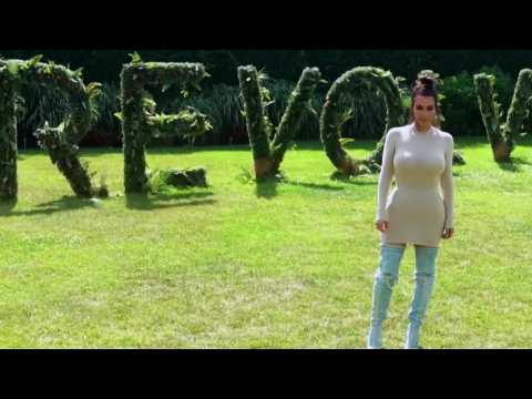 VIDEO : Kim Kardashian Uses Cryptic Photo to Tease New Fragrance Launching Soon