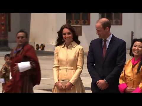 VIDEO : Kate Middleton, ingresada para dar a luz a su tercer hijo