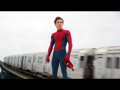 VIDEO : Tom Holland Shared His Spider-Man Costume