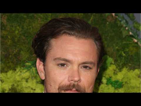 VIDEO : Amid Near-Cancellation Of 'Lethal Weapon', Clayne Crawford Apologizes