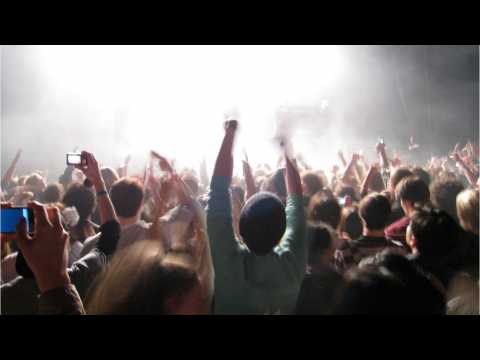 VIDEO : These Famous Performers Made Strange Demands In Their Concert Riders