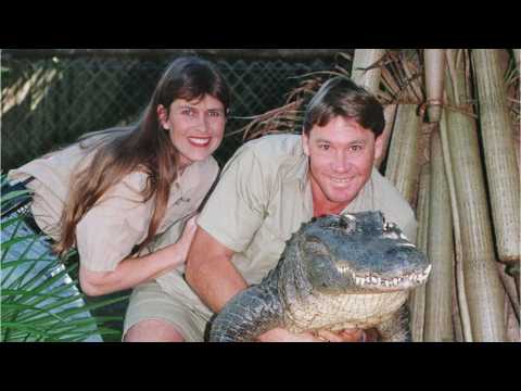 VIDEO : Bindi Irwin Remembers Dad Steve: ?He?s With Us in Our Hearts?