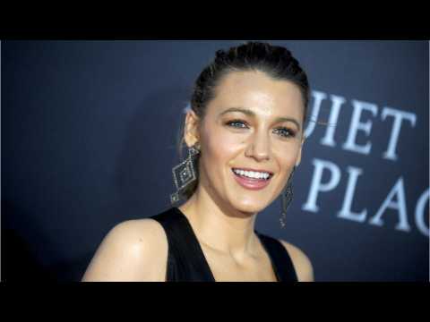 VIDEO : Blake Lively Wipes Out Instagram Account