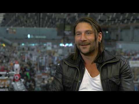 VIDEO : Exclusive Interview: Zach McGowan credits acting for his open mind