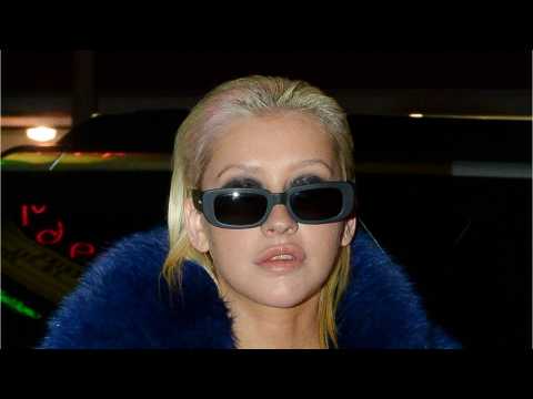 VIDEO : Christina Aguilera Goes Makeup-Free For New Album Cover