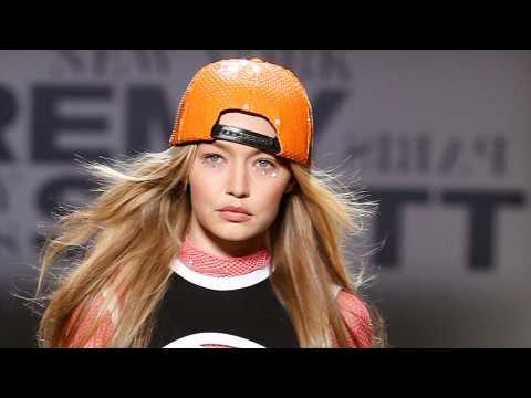 VIDEO : Controversy Surrounds The May Cover Of Vogue Italia