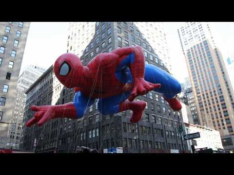 VIDEO : The MCU Works, But What's With The Comics?