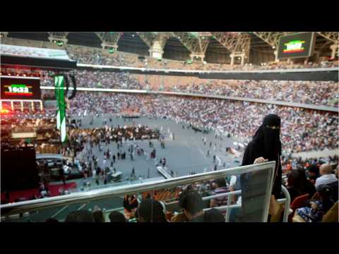 VIDEO : Saudi Arabia Brings The Entertainment