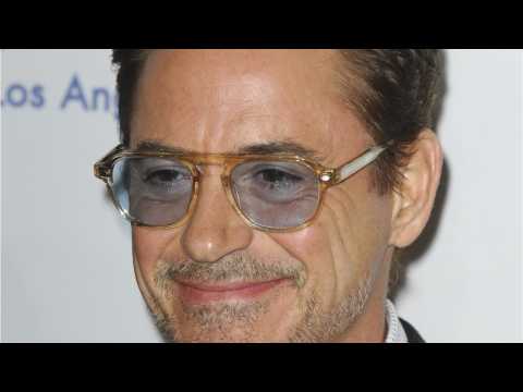 VIDEO : Robert Downey Jr. Surprises Make-A-Wish Kids