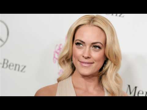 VIDEO : Peta Murgatroyd Cancels Show Due To Sudden Illness
