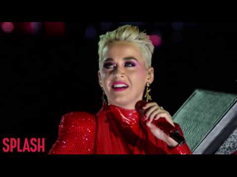 VIDEO : Katy Perry confirms she is 