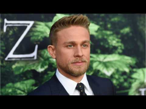 VIDEO : Charlie Hunnam's Mystery Woman Sighting Cleared Up