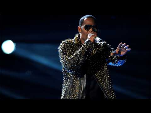 VIDEO : Time's Up Takes Aim At R. Kelly