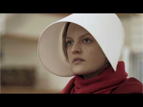 VIDEO : ?Handmaid?s Tale? Renewed for Season 3 by Hulu