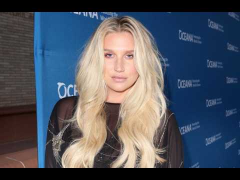 VIDEO : Kesha surprised by her own body confidence