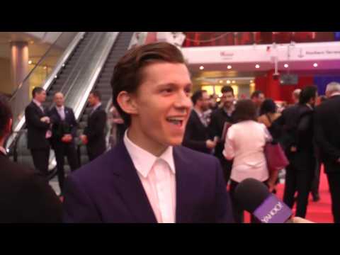 VIDEO : Tom Holland Shares 'Infinity War' Spoilers?