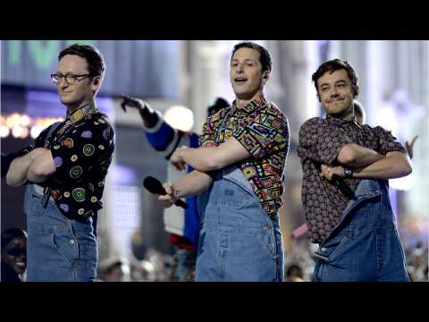VIDEO : Hulu Nabs New Comedy From Lonely Island Guys