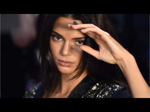 VIDEO : Kendall Jenner Reveals Her Secret To Perfect Hair
