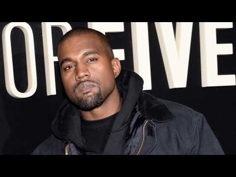 VIDEO : Kanye West Goes On A Twitter Rant Over Drake