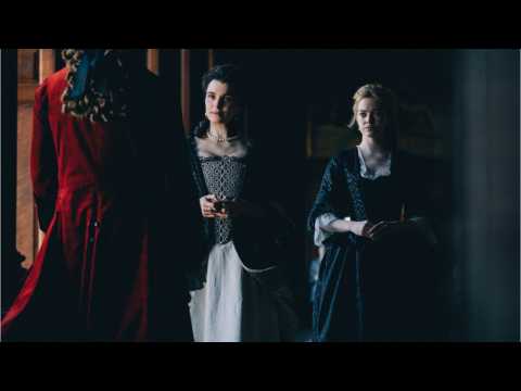 VIDEO : 'The Favourite' stars Emma Stone and Rachel Weisz Nominated For Same Golden Globes Category