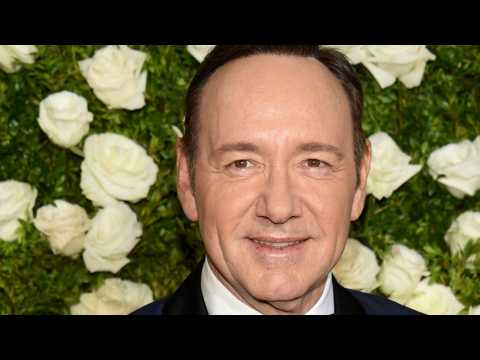 VIDEO : Awaiting Arraignment, Kevin Spacey Posts Bizarre Video