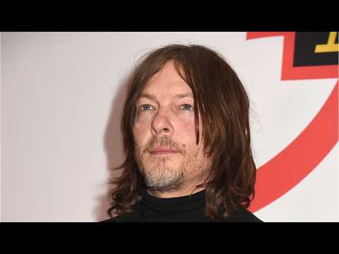 VIDEO : Norman Reedus Shares Photo Of His Daughter
