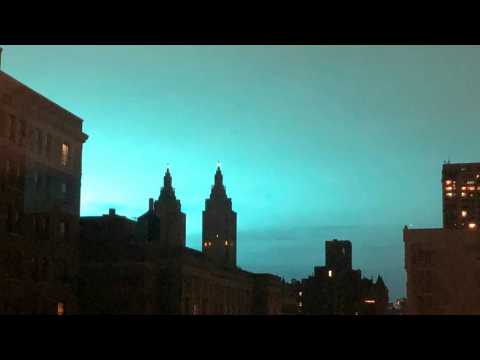 VIDEO : NYC Transformer Explosion Causes Strange Blue Light