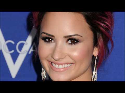 VIDEO : Demi Lovato Criticizes Video Game For Fat-Shaming