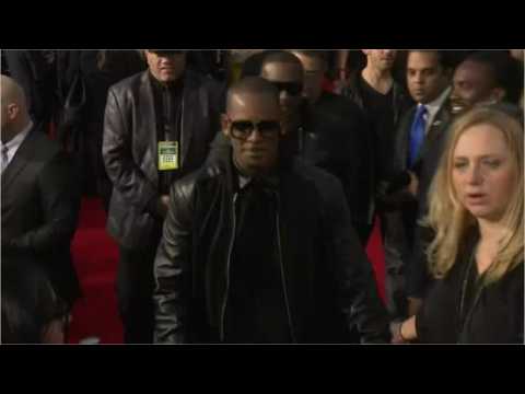 VIDEO : New Lifetime Documentary Exposes R. Kelly Scandals