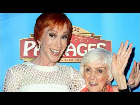 VIDEO : Kathy Griffin' Reveals Her Mom, Maggie, Has Dementia