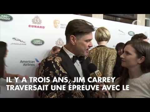 VIDEO : PHOTOS. Golden Globes 2019 : Jim Carrey s'affiche amoureux avec sa petite amie Ginger Gonzag