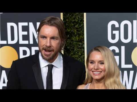 VIDEO : Dax Shepard And Kristen Bell Share Behind The Scenes Golden Globes Moments