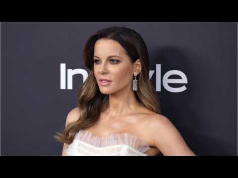 VIDEO : Pete Davidson Spotted With Kate Beckinsale