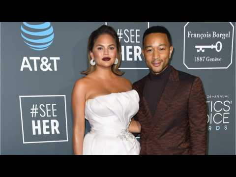 VIDEO : Chrissy Teigen Reveals The Relationship Lesson She's Learned To Quickly Get Over Fights With