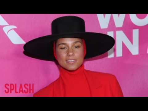 VIDEO : Alicia Keys Will Host The Grammy Awards