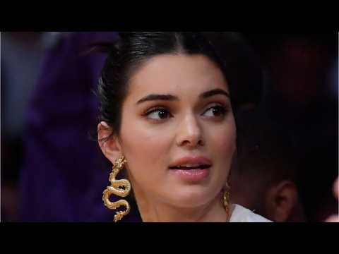 VIDEO : Kendall Jenner Opens Up About Insecurities