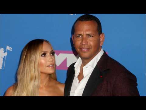 VIDEO : Jennifer Lopez And Alex Rodriguez Are On A 10-Day No-Carb, No-Sugar Challenge And Already Se