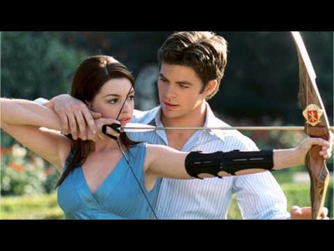 VIDEO : Anne Hathaway's 'Princess Diaries 3' Update