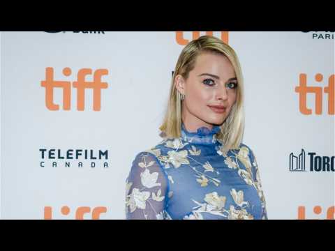 VIDEO : Margot Robbie To Play Barbie In New Film About The Doll