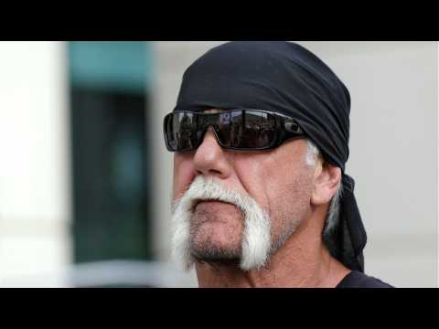 VIDEO : Hulk Hogan Returns to WWE