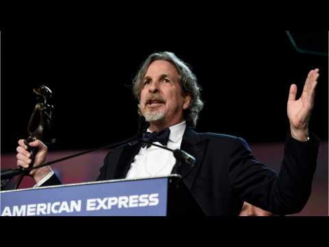 VIDEO : Director Peter Farrelly Apologizes For Flashing His Junk As A Joke
