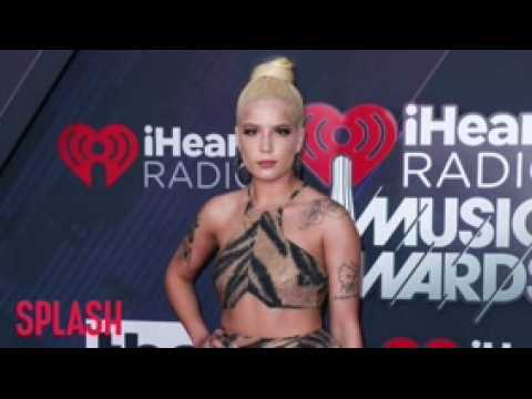 VIDEO : Halsey Is Thankful She Had Her ?Meltdown? Before She Found Fame